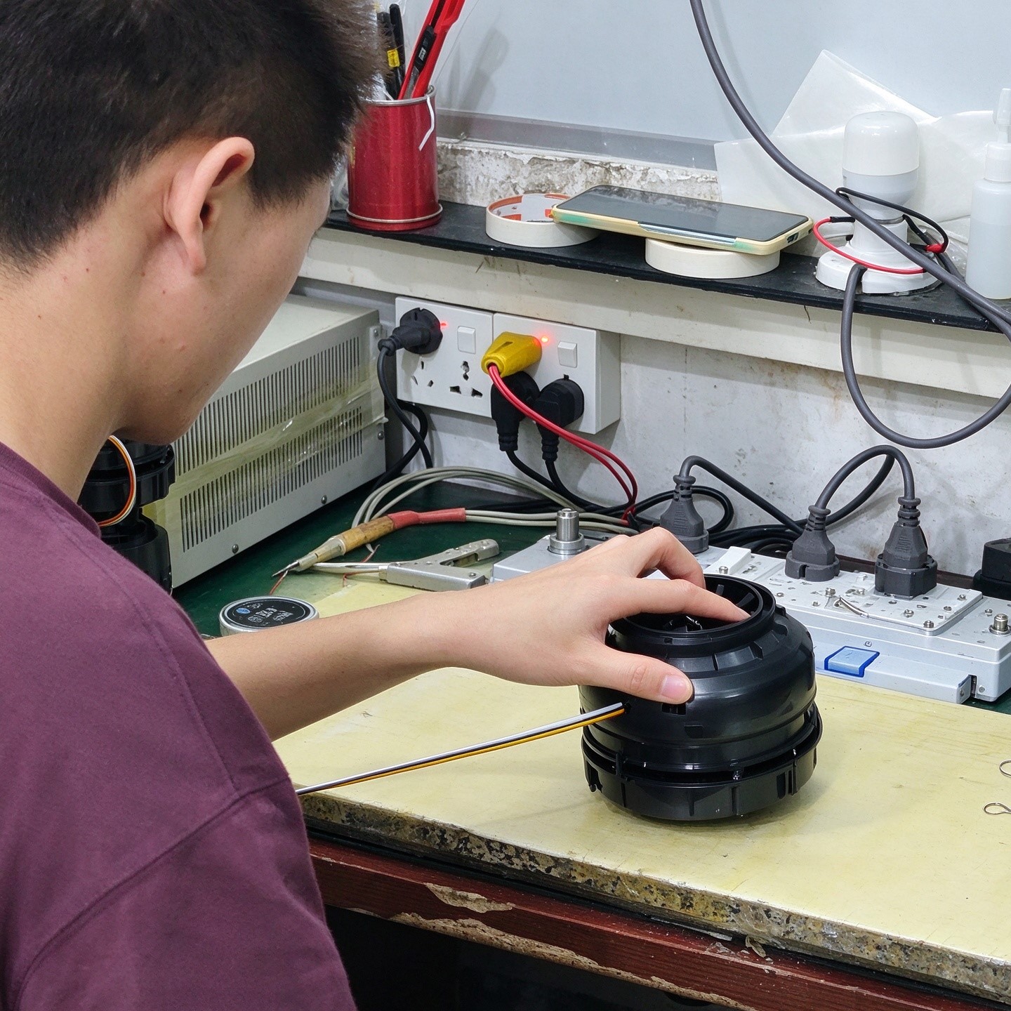 Electrical safety testing for bladeless fans at the Gemjin factory